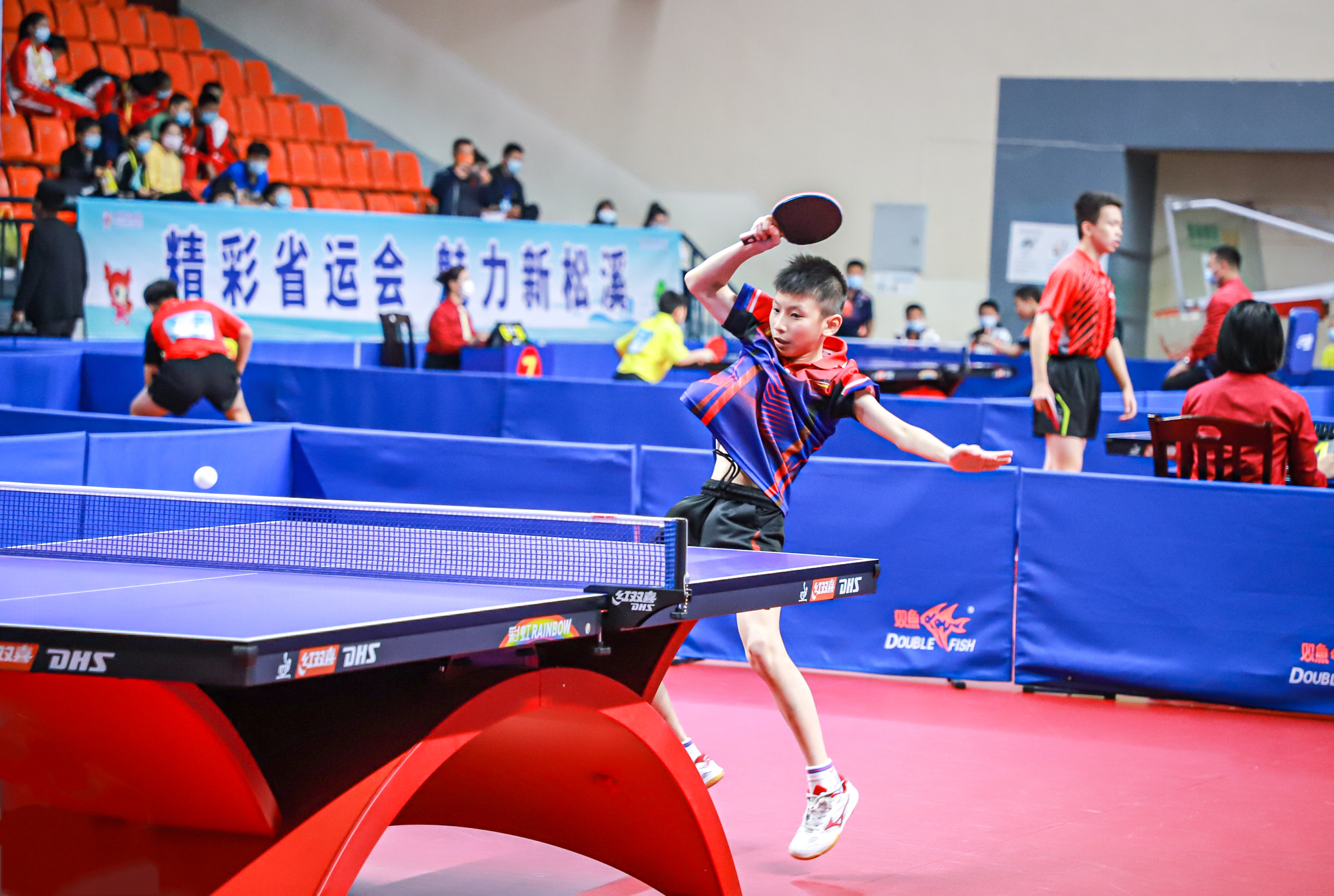 在足球界并 在足球界并