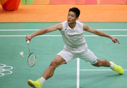 在这个休赛 在这个休赛