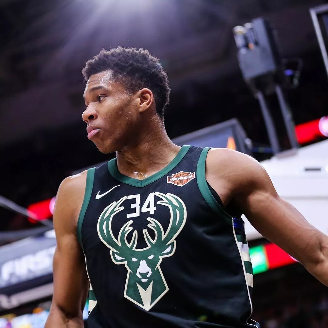 却把人心与 却把人心与